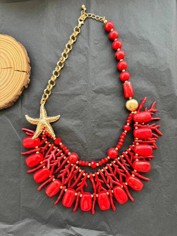 Colgante en forma de coral