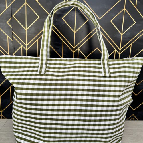 BOLSO VICHY MAXI – Tu aliado multiusos para primavera-verano verde