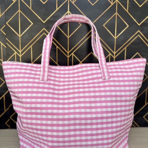 BOLSO VICHY MAXI – Tu aliado multiusos para primavera-verano rosa